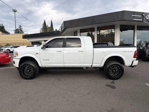 Used 2024 RAM 2500 Laramie w/ Sport Appearance Package AWD/4WD image 5