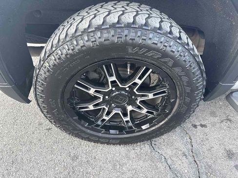 Used 2020 GMC Sierra 1500 SLT w/ SLT Premium Plus Package image 20