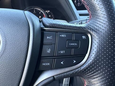Used 2019 Lexus UX 200 F Sport image 25