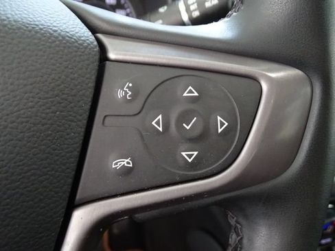 Certified 2023 GMC Acadia AT4 AWD/4WD image 8