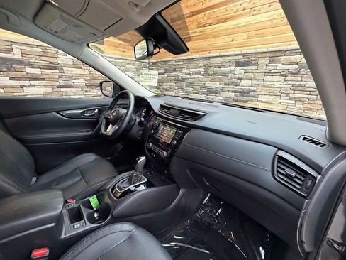 Used 2019 Nissan Rogue SL image 13