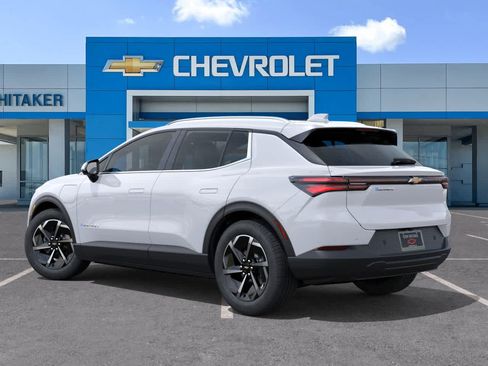 New 2026 Chevrolet Equinox EV LT image 3