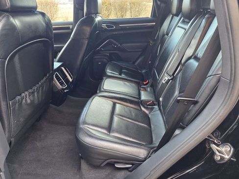 Used 2012 Porsche Cayenne S image 26
