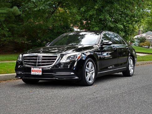 Used 2018 Mercedes-Benz S 450 4MATIC Sedan w/ Premium Package image 2