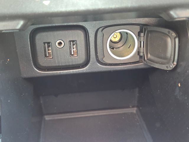 Used 2022 Buick Encore Preferred w/ Safety Package AWD/4WD image 31