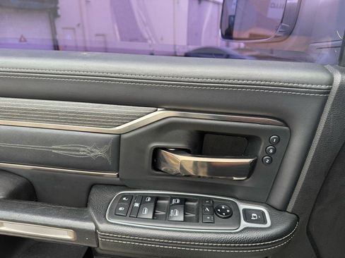 Used 2019 RAM 2500 Limited image 25