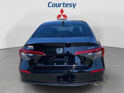 Used 2024 Honda Civic Sport image 4