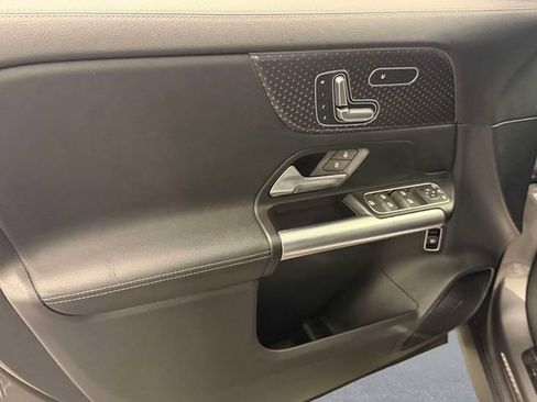 Used 2024 Mercedes-Benz GLA 250 4MATIC image 15
