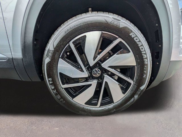 New 2026 Volkswagen Atlas SE FWD image 11