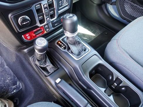 New 2025 Jeep Wrangler Rubicon w/ Steel Bumper Group image 20