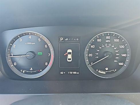 Used 2017 Hyundai Sonata Limited w/ Tech Package 03 image 18