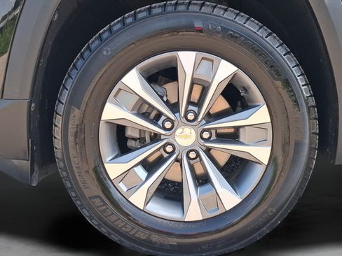 Used 2025 Chevrolet Equinox LT w/ Convenience Package II AWD/4WD image 33
