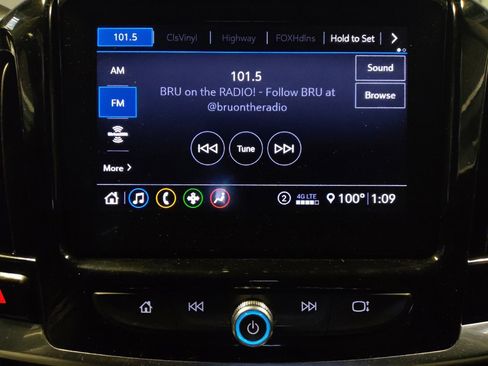 Used 2020 Chevrolet Traverse LT FWD image 25