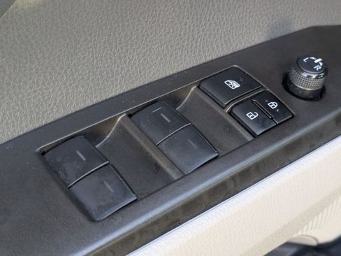 Used 2023 Toyota Camry LE FWD image 13