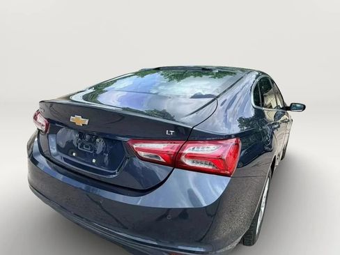 Used 2021 Chevrolet Malibu LT FWD image 9