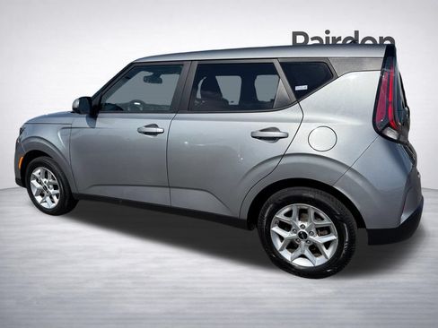 Used 2024 Kia Soul LX w/ Option Group 015 FWD image 5
