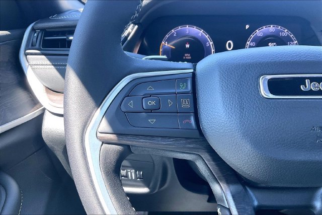 New 2026 Jeep Grand Cherokee 4WD image 18