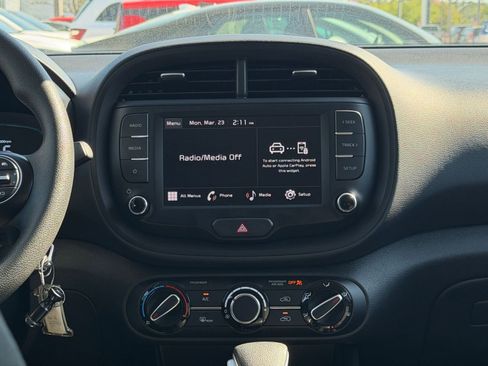 Used 2025 Kia Soul LX w/ LX Technology Package image 20