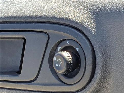 Used 2016 Ford Fiesta S image 13