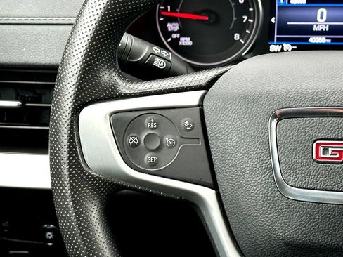 Used 2024 GMC Terrain SLE AWD/4WD image 22