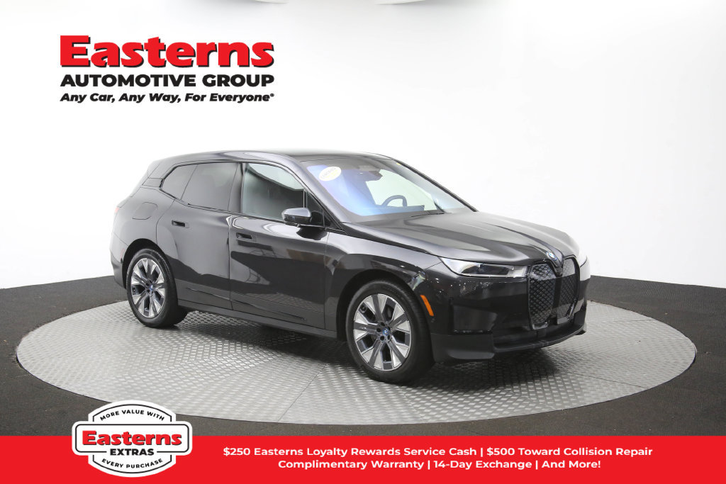 Used 2024 BMW iX xDrive50 AWD/4WD image 49