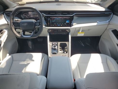 New 2026 Jeep Cherokee Laredo image 18