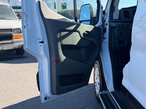 Used 2024 Ford Transit 250 Low Roof w/ Exterior Upgrade Package image 58