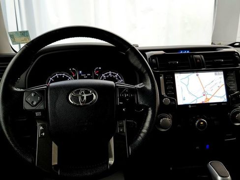 Certified 2023 Toyota 4Runner TRD Off-Road Premium w/ Moonroof Package AWD/4WD image 27