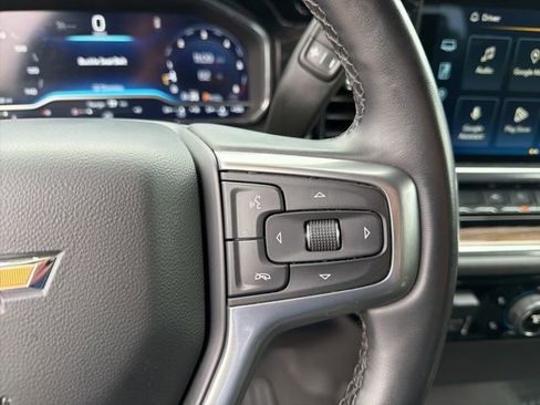 Used 2025 Chevrolet Silverado 1500 LT AWD/4WD image 23