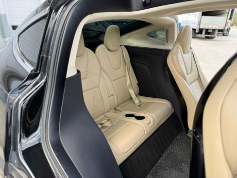 Used 2016 Tesla Model X 75D image 27