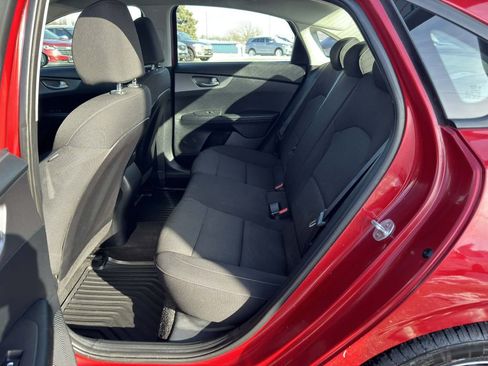 Used 2019 Kia Forte LXS image 12