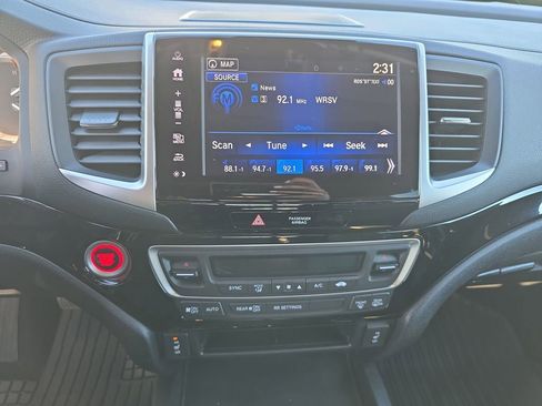 Used 2017 Honda Ridgeline RTL-E image 20