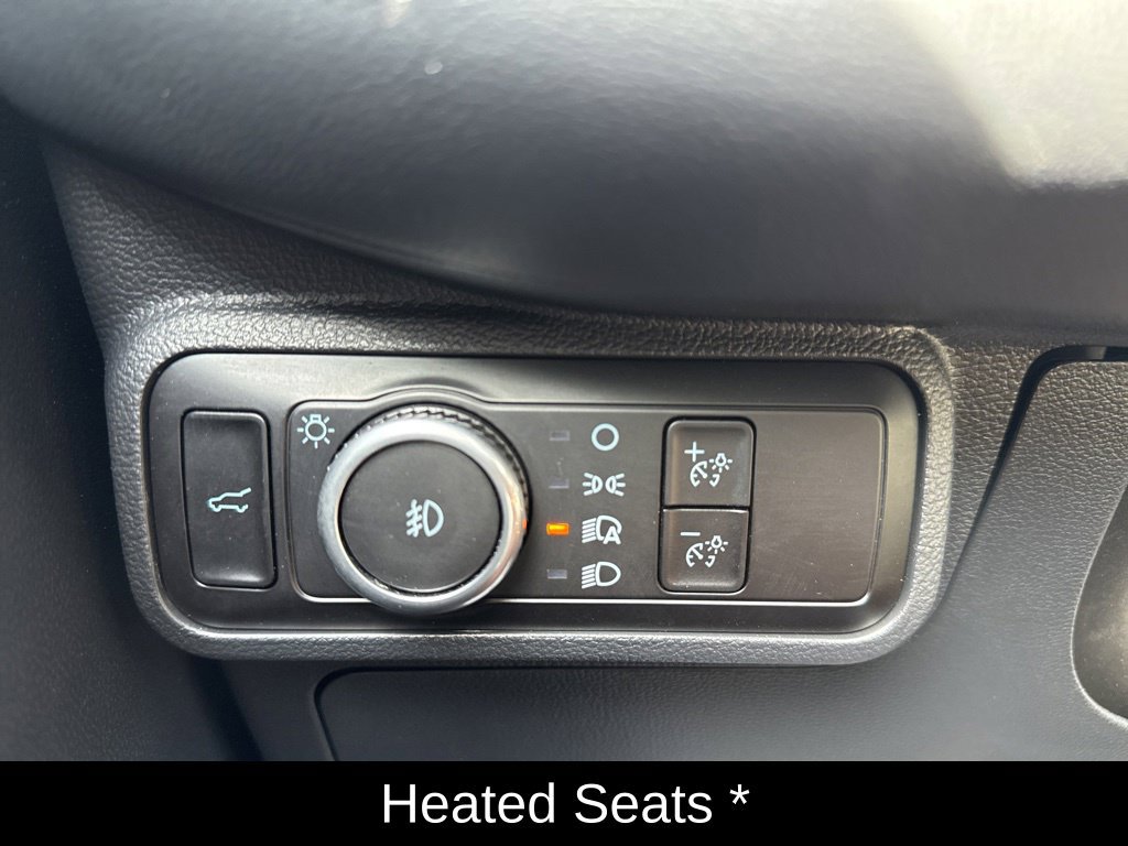 Used 2025 Ford Explorer ST-Line w/ ST-Line Street Pack AWD/4WD image 12