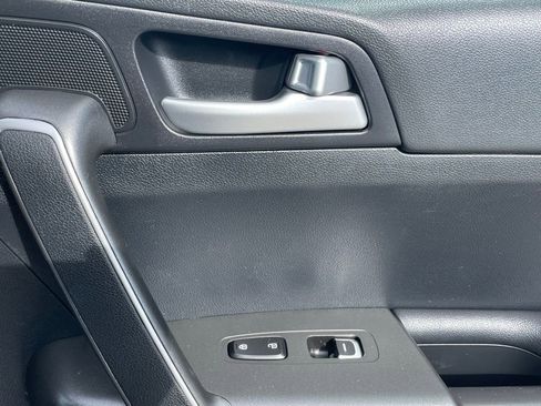 Used 2022 Kia Sportage LX w/ LX AWD Value Edition Package image 14