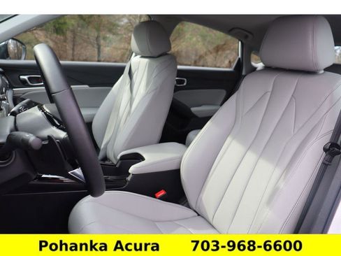 Certified 2025 Acura Integra Base image 23