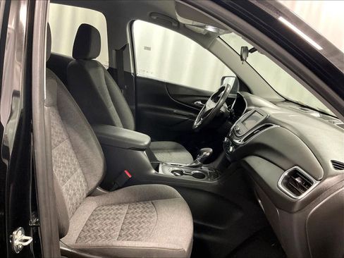 Used 2022 Chevrolet Equinox LT image 11