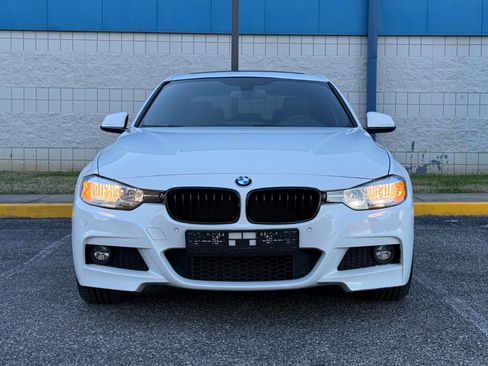 Used 2017 BMW 330i Sedan image 2
