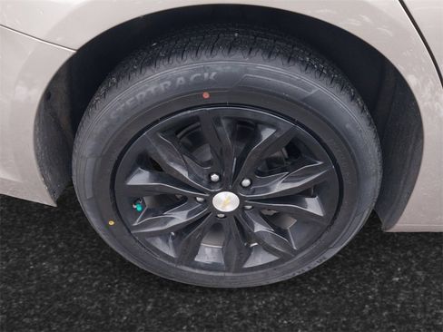 Used 2022 Chevrolet Malibu LT image 7