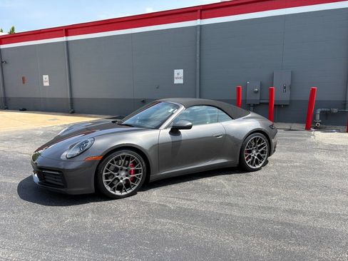 Used 2020 Porsche 911 Carrera 4S AWD/4WD image 16