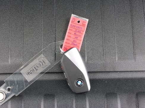 New 2026 BMW X5 xDrive40i w/ Executive Package image 33