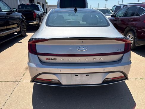 Used 2023 Hyundai Sonata Limited w/ Cargo Package FWD image 6