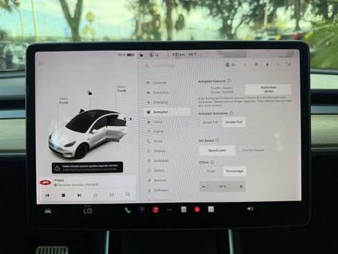 Used 2021 Tesla Model Y Long Range image 28