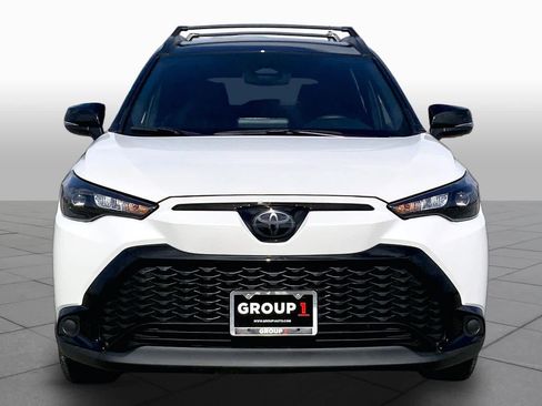 Used 2025 Toyota Corolla Cross AWD Hybrid image 4