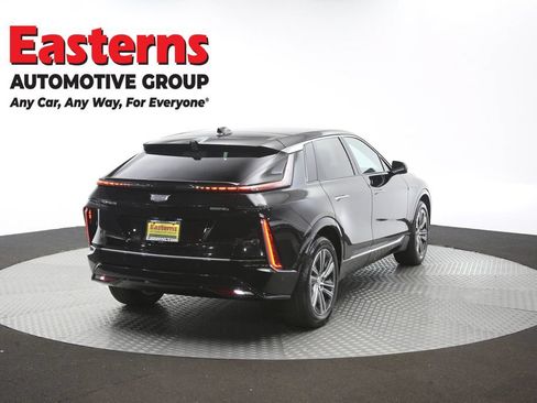 Used 2025 Cadillac Lyriq Luxury AWD/4WD image 41