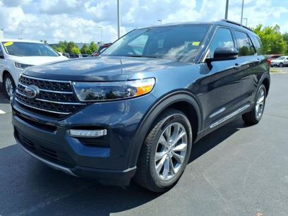 Certified 2024 Ford Explorer XLT w/ Equipment Group 202A