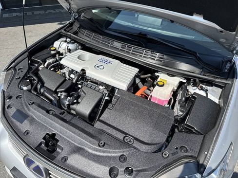 Used 2011 Lexus CT 200h Premium w/ Leather Pkg FWD image 14