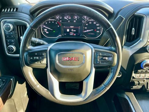 Used 2021 GMC Sierra 1500 SLT image 39