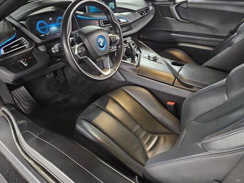 Used 2019 BMW i8 Roadster AWD/4WD image 9