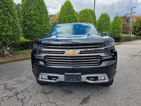 Used 2019 Chevrolet Silverado 1500 High Country w/ Z71 Off-Road Package image 8