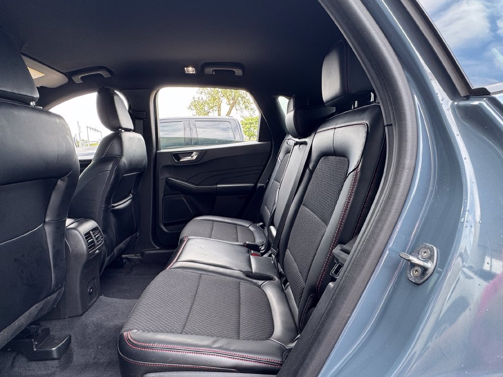 Used 2023 Ford Escape ST-Line w/ Tech Pack #1 AWD/4WD image 26